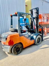 رافعه شوكيه٣طن -forklift3 ton